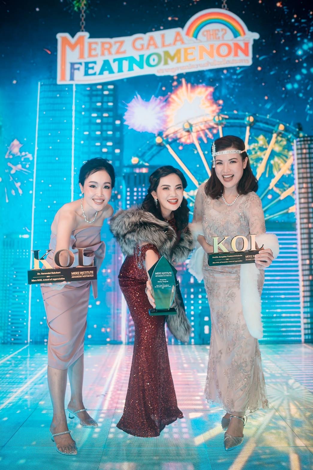 รางวัล Merz KOL & Researcher และ Gold Award for Merz German Toxin 2021 จาก MERZ AESTHETICS